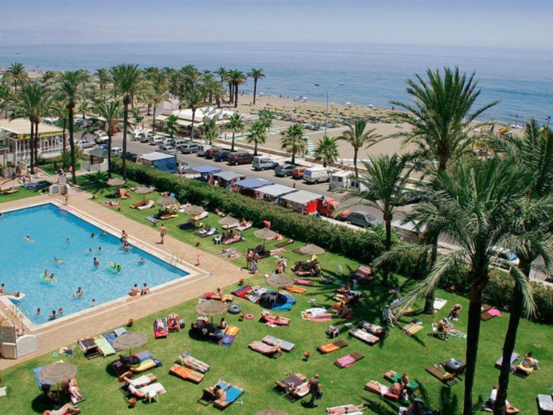 Hotel Apartamentos Bajondillo Torremolinos Ngoại thất bức ảnh The beach at Torrevieji